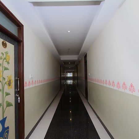Hotel O Sri Sai Residency Bidadi Kültér fotó